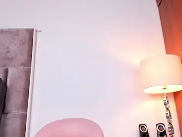 Stripchat Live Sex Cam of Nia_Bunny