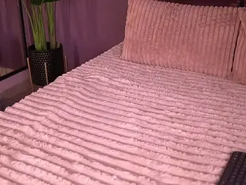 Stripchat Free Porn Cam of IzzyWild