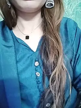 Stripchat Sex Cam of Noor_Darliing