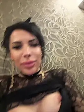Stripchat Free Porn Cam of Sweet_little_gir