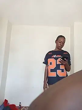 Stripchat Best live sex cam show of Broan_me