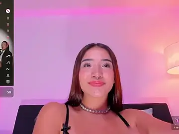 Stripchat Sex Cam of Antonella_Grayy