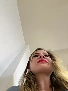 Stripchat Best live sex cam show of IsabellaEtha
