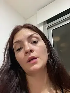 Stripchat Live Sex Cam of Danielaeliana