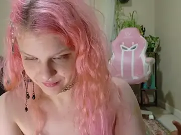 Stripchat Sex Cam of Emihaze