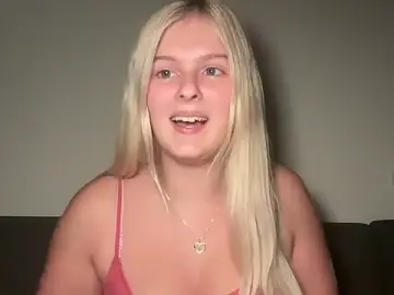 Stripchat Best Webcam of Allylove03
