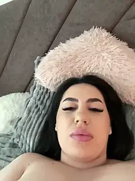 Stripchat Watch Live Sex Cams of Andrestarr