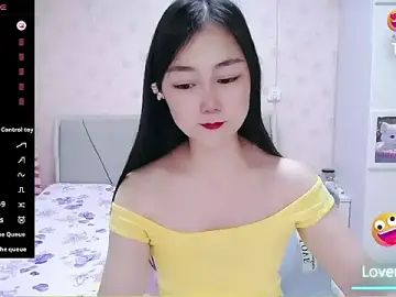 Stripchat Watch Live Sex Cams of Elvira_baby