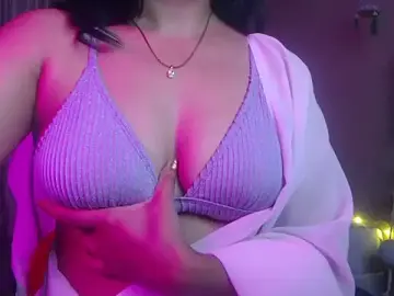 Stripchat Live Porn of Velvet_Queen1