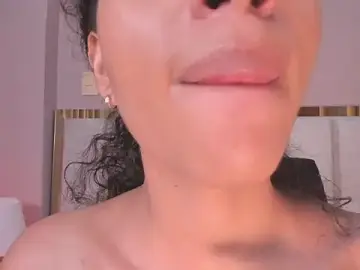 Stripchat Sex Cam of AntonellaHall_