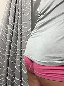 Stripchat Free Porn Cam of Ayybaebay