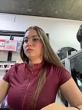 Stripchat Live Sex Cam of rapunzel069