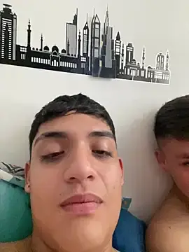 Stripchat Watch Live Sex Cams of SANTY_BABY22