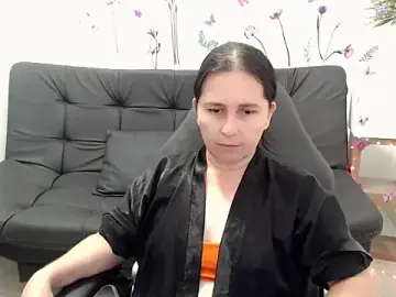 Stripchat Sex Cam of victoria_jones