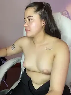 Stripchat Best Webcam of Camila_pinkk