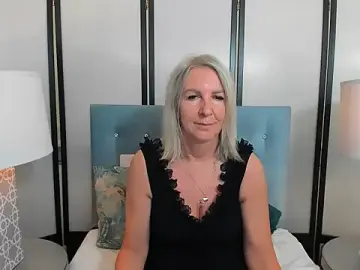 Stripchat Watch Live Sex Cams of EricaTop