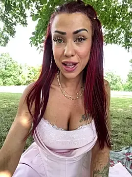 Stripchat Watch Live Sex Cams of Just_Sophia_