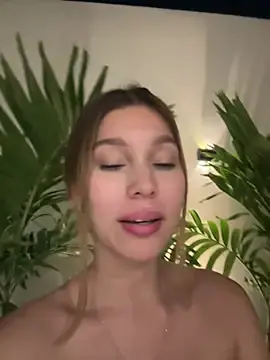 Stripchat Nude Webcam of Nikii__