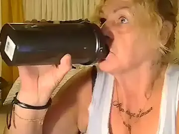 Stripchat Free Live Porn of belgianshantie
