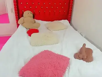 Stripchat Best live sex cam show of celeste_rouse2