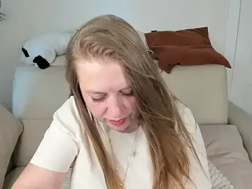 Stripchat Free Porn Cam of CleoXotie