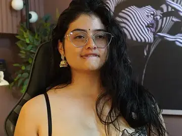 Stripchat Live Sex Cam of Madison_Flame