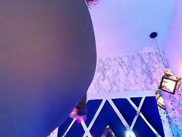 Stripchat Adult Webcam of charlotte_bluee
