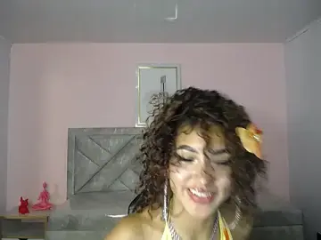 Stripchat Nude Webcam of CamilaVixen_ch