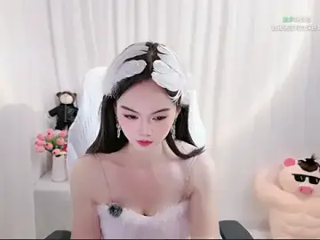 Stripchat Sex Cam of Ella-008