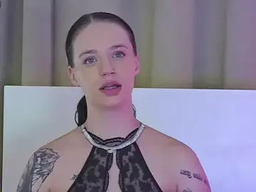 Stripchat Live Sex Cam of LexiiDarling