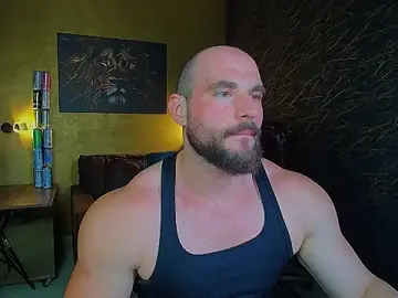 Stripchat Sex Cam of AdamJamesonn