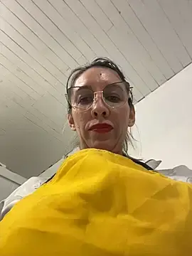 Stripchat Live Sex Cam of Gatitacarlita