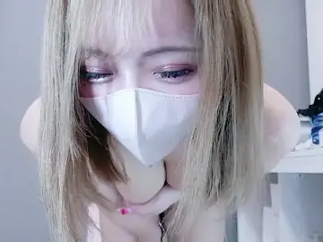 Stripchat Live Sex Cam of _chanMOMO_