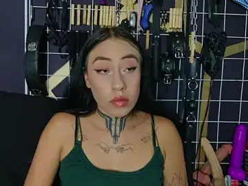 Stripchat Best live sex cam show of islan_blue