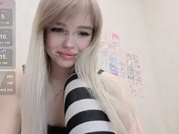 Stripchat Adult Webcam of emodreamgirl