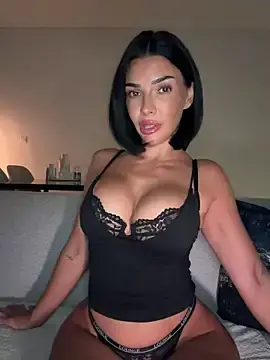 Stripchat Adult Video Chat of krissiswrld-