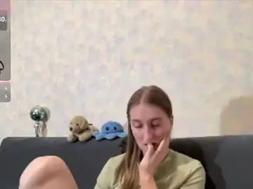Stripchat Sex Cam of GainfulCoil