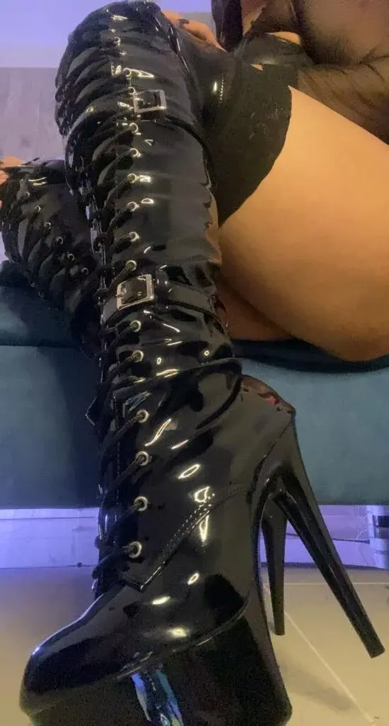 MistressMeg4n