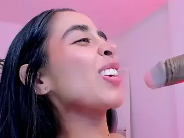 Stripchat Watch Live Sex Cams of sophierooy22