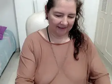 Stripchat Free Porn Cam of leonela_69