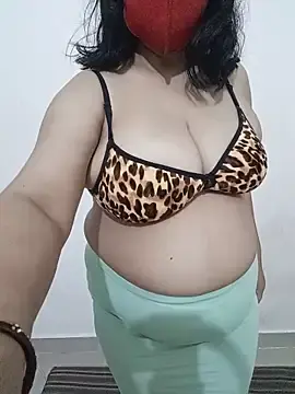Stripchat Free Live Porn of Ruby1hot2