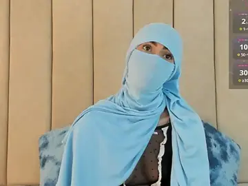 Stripchat Free Porn Cam of _Zahiira_