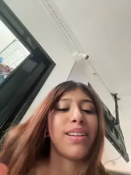 Stripchat Free Live Porn of dafne17_