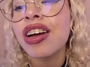 Stripchat Free Live Porn of Haelycute