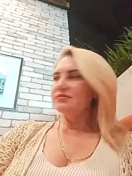Stripchat Nude Webcam of JennyOMay