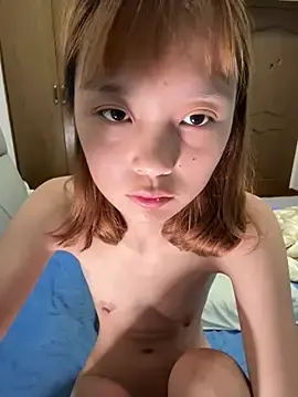 Stripchat Adult Webcam of yangyang520-18girl