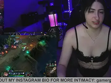 Stripchat Watch Live Sex Cams of Gamergirl-Linela