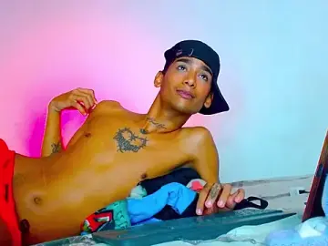 Stripchat Live Porn of gabo_hotboy