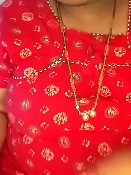Stripchat Free Porn Cam of Divyahoty