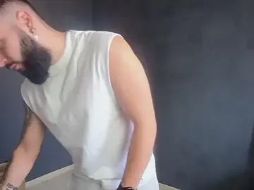 Stripchat Live Sex Cam of OscarWillss